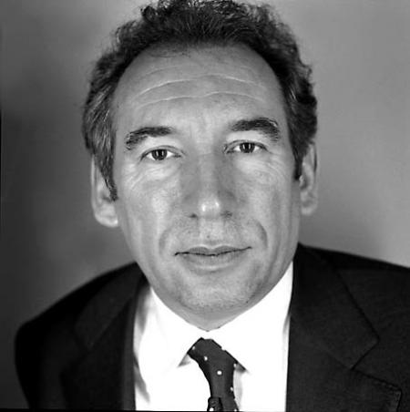 La mlodie du centrisme ...